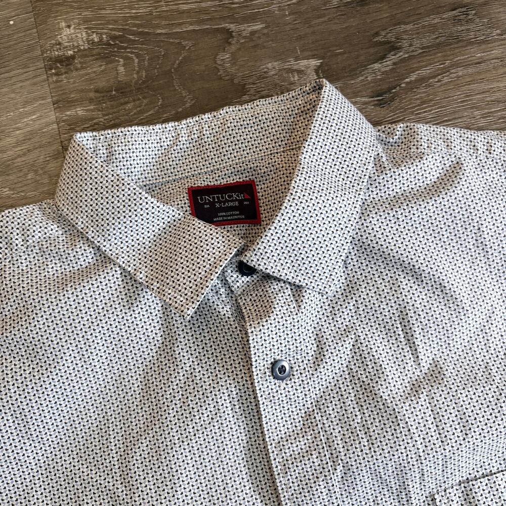UNTUCKit Oxford Preppy White Button Down Long Sleeve Casual Shirt Size XL